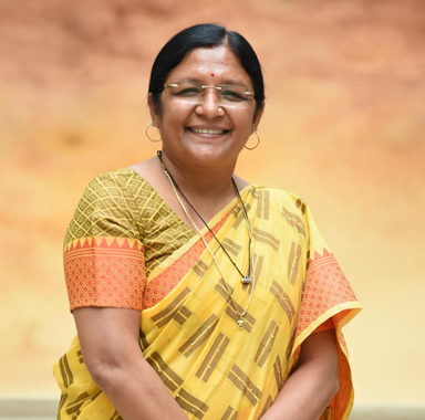 संकटग्रस्त महिलाओं की सहायता के लिए पूरे भारत में 802 वन-स्टॉप सेंटर (ओएससी) संचालित