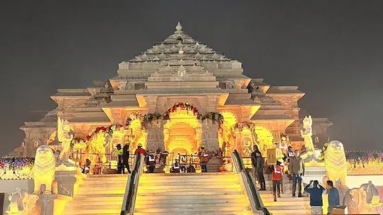 अयोध्या में रामलला के जन्मोत्सव की भव्य तैयारी