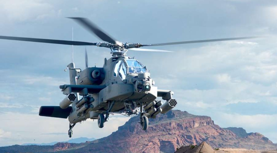 पठानकोट में अपाचे हेलीकॉप्टर की इमरजेंसी लैंडिंग, जानें इसकी खासियत