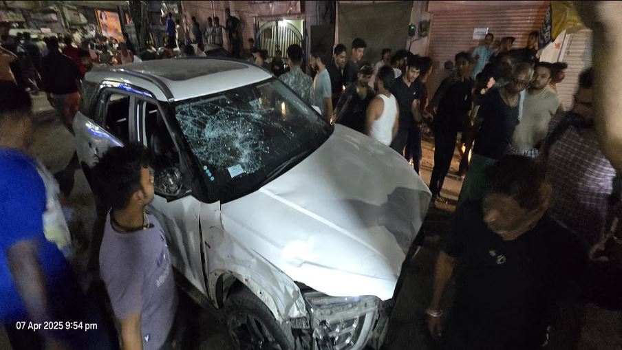 जयपुर में फैक्ट्री मालिक ने कार से 9 को कुचला:3 की मौत