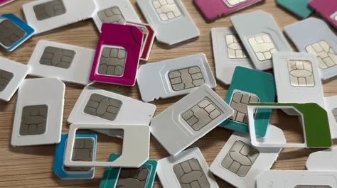 120 करोड़ मोबाइल यूजर्स दें ध्यान, पुराने सिम कार्ड बदलने की तैयारी