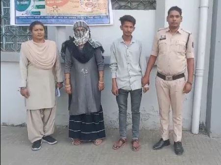 रायगढ़ में पकड़ाए पाकिस्तानी भाई-बहन:कराची में जन्मे, मां की शादी भारत में हुई