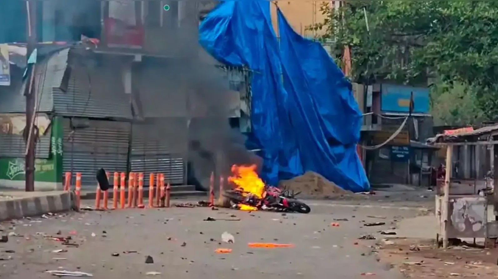 मुर्शिदाबाद हिंसा- चार्जशीट दाखिल, इसमें 13 नाम:वक्फ बिल के खिलाफ बंगाल में हुए थे प्रदर्शन