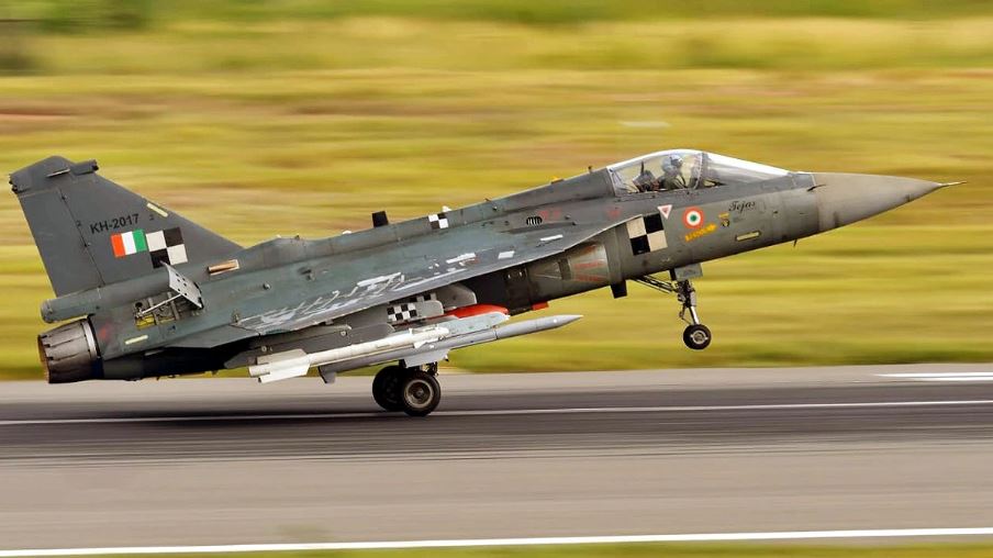 फाइटर-जेट तेजस बनाने वाली कंपनी HAL का मुनाफा 8% घटा