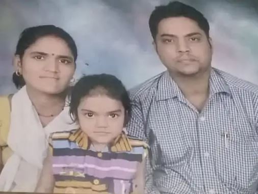 झारखंड में टाटा स्टील के मैनेजर का परिवार सहित सुसाइड:कमरे में लटके मिले 4 शव